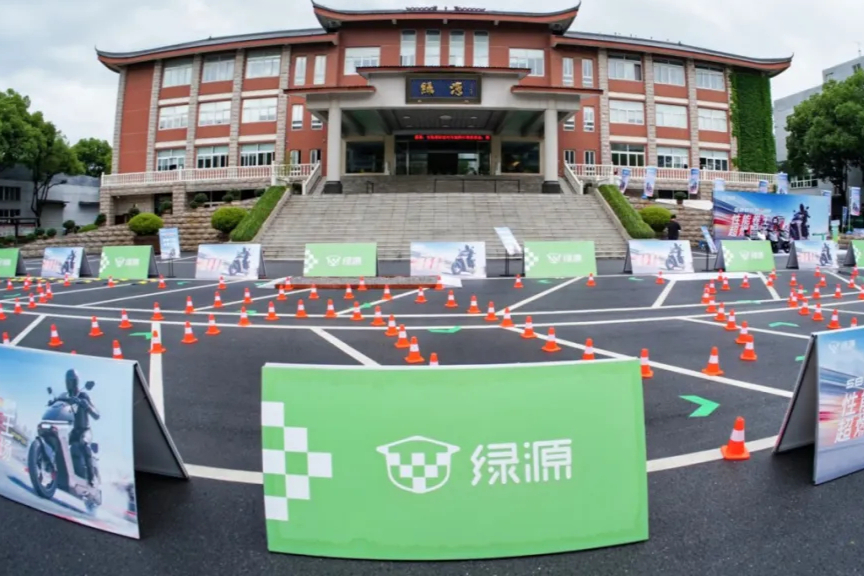时代锐评|绿源致歉背后，虚假繁荣不如精准触达，“擦边”流量换不来真订单
