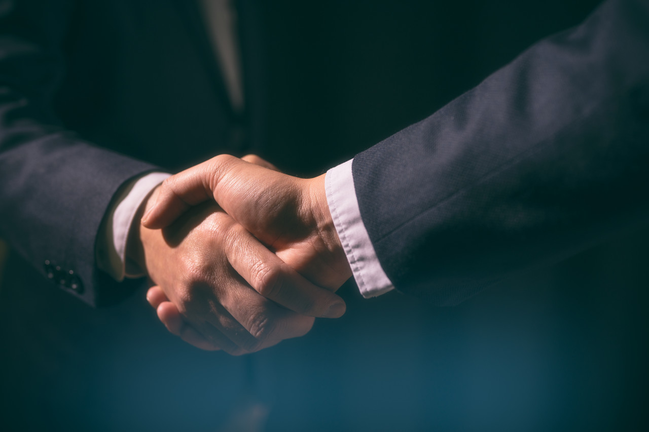 长春高新单抗新药BD金额超13亿美元！生长激素增长见顶，多元化布局还在探路？