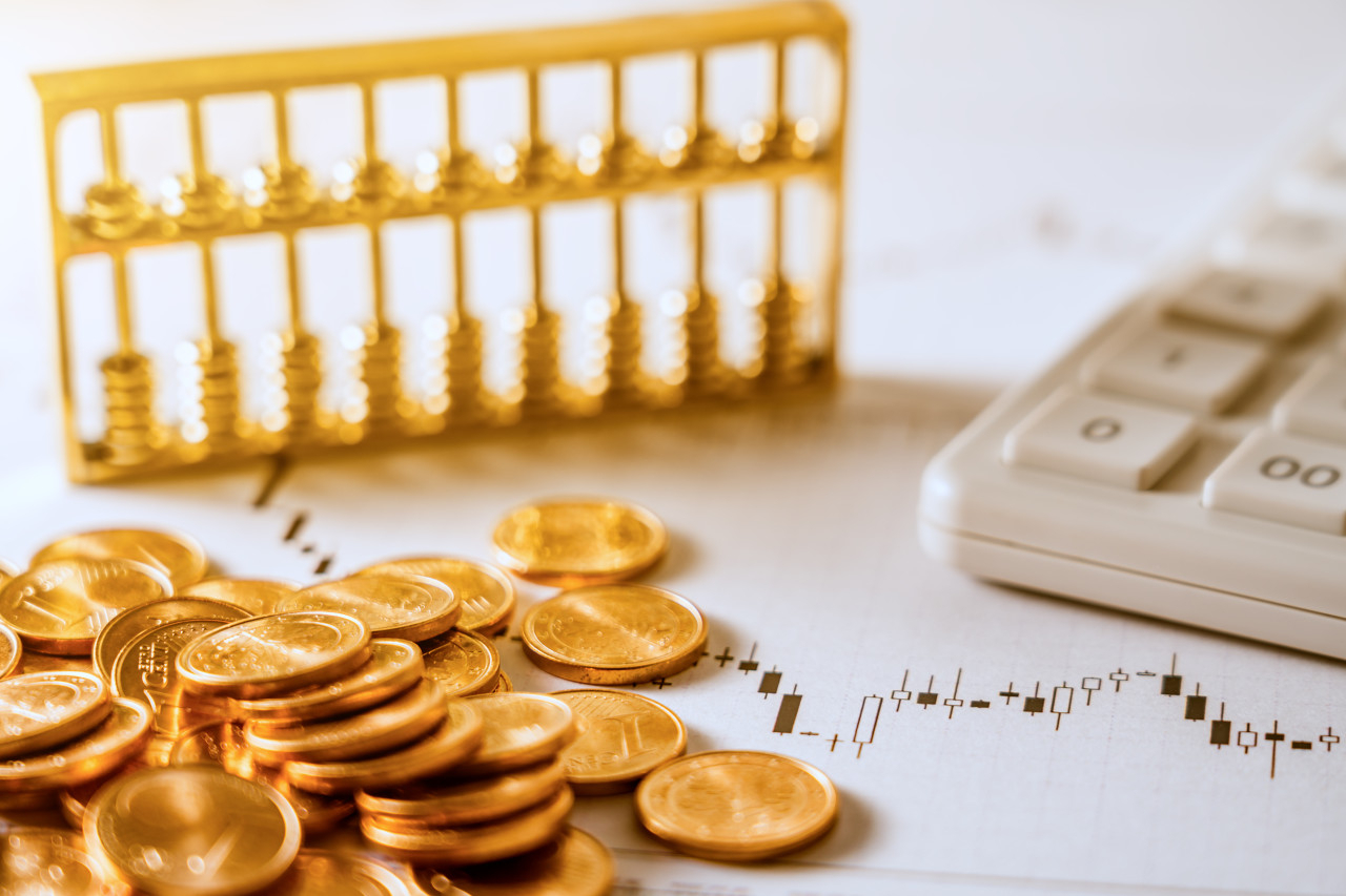 信贷淡季叠加需求疲软：10月居民贷款收缩，对公贷款“扛压”