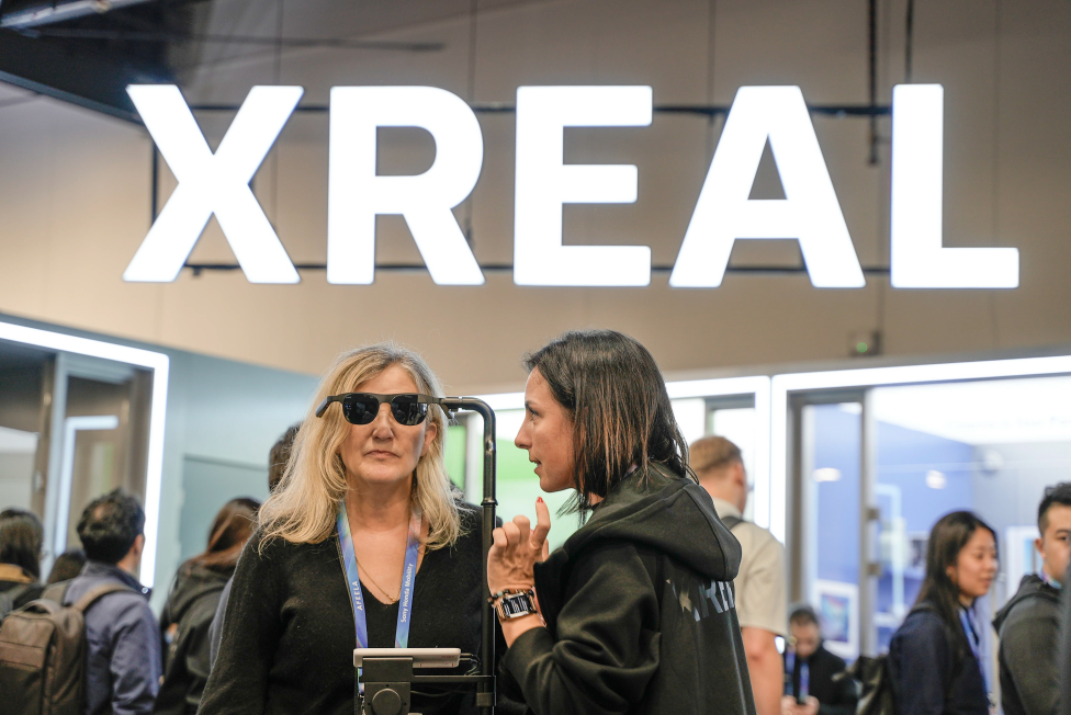 XREAL再获1亿美元融资，估值已破10亿美元！专访掌舵人徐驰：眼镜才是AI的最佳载体