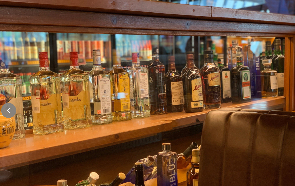 高瓴押注，COMMUNE幻师要上市：当海伦司市值缩水九成，酒馆生意还吃香吗？