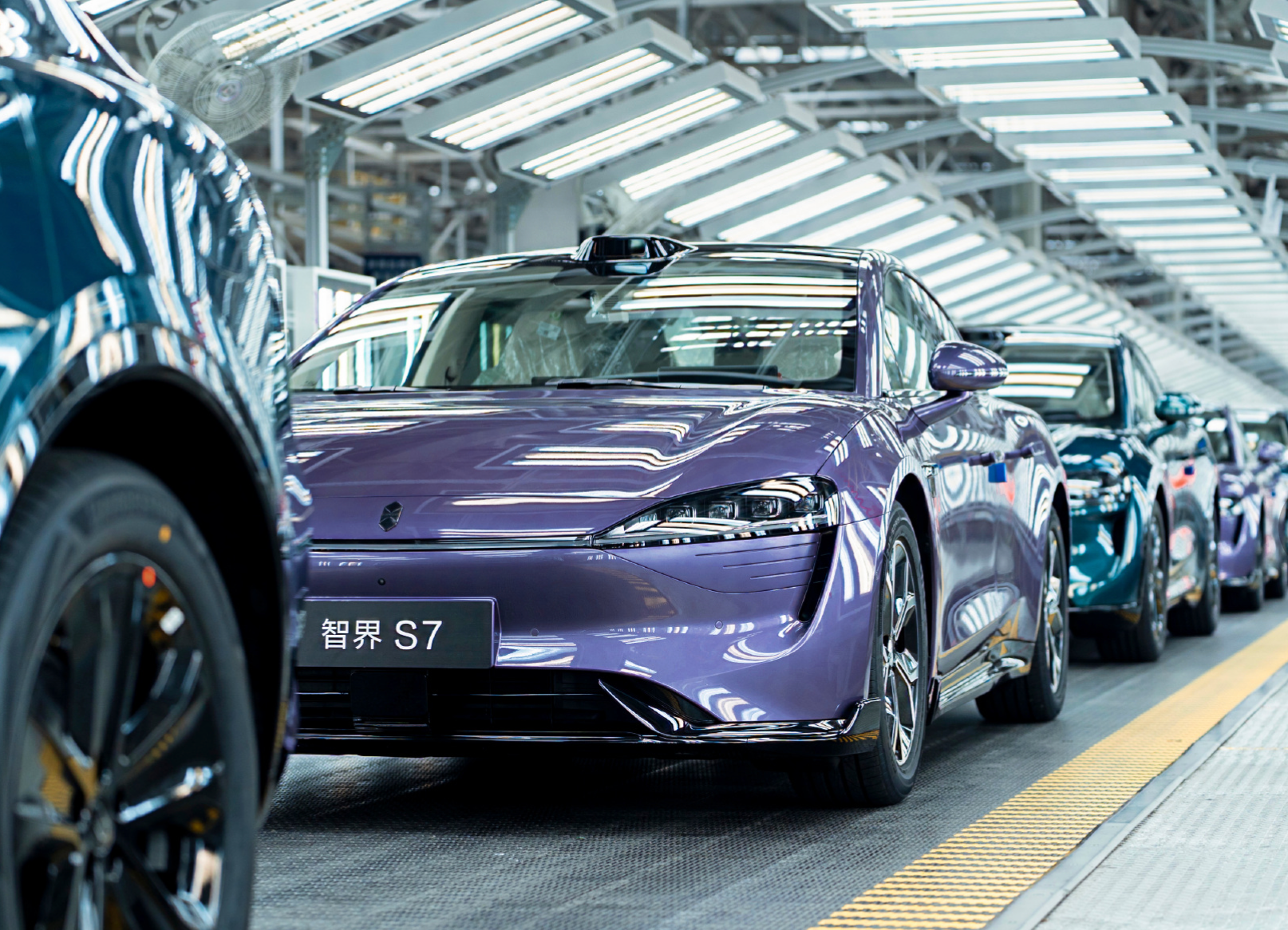 比亚迪前高管帮奇瑞卖车！离职3月后，赵长江宣布入职智界