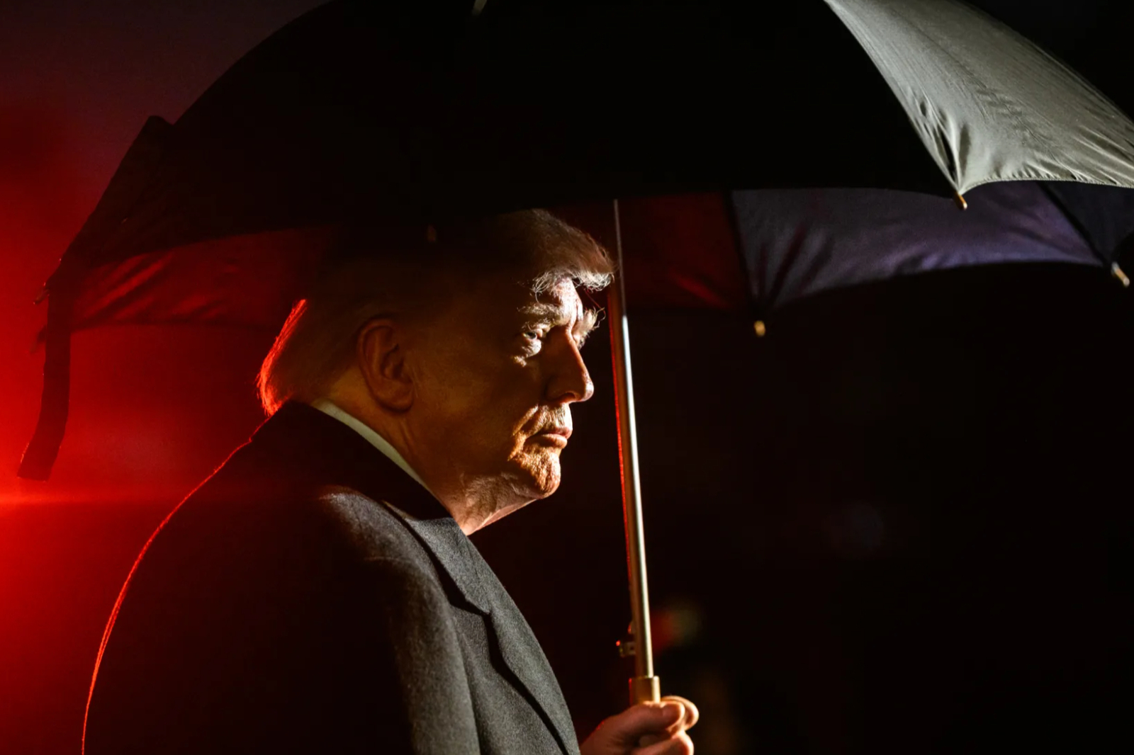 重返白宫1周年，特朗普做了啥：大规模裁员、向全球征税、抓捕委内瑞拉总统